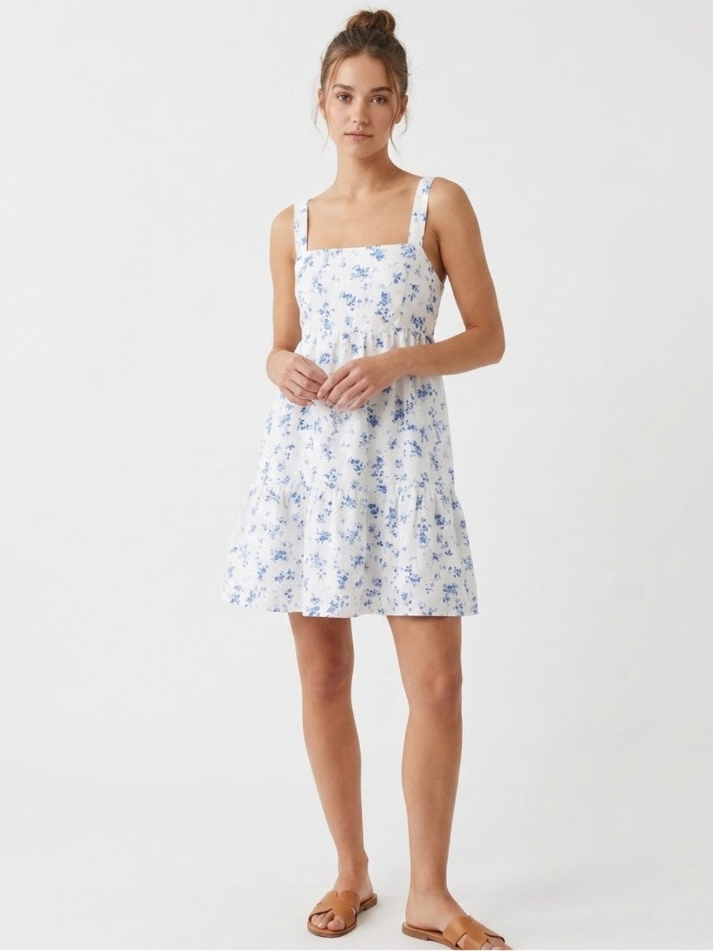 Dalia Linen Blend Dress Size Medium Floral Tiered Mini Sundress Vacation Travel